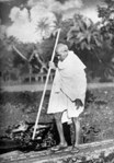 Hindu_M_Gandhi_walking